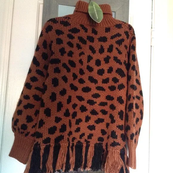 Farm Rio Caramel Midnight Leopard Sweater - Picture 9 of 10